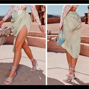 PRETTY LITTLE THING Sage ruched side midi skirt. NWT. US size 12
